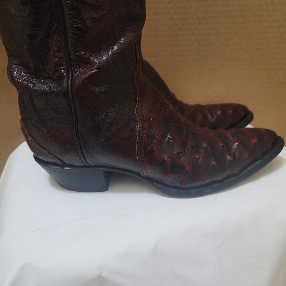 Women's Quill Ostrich Cowboy Boots size 8, Burgundy - Picture 7 of 11